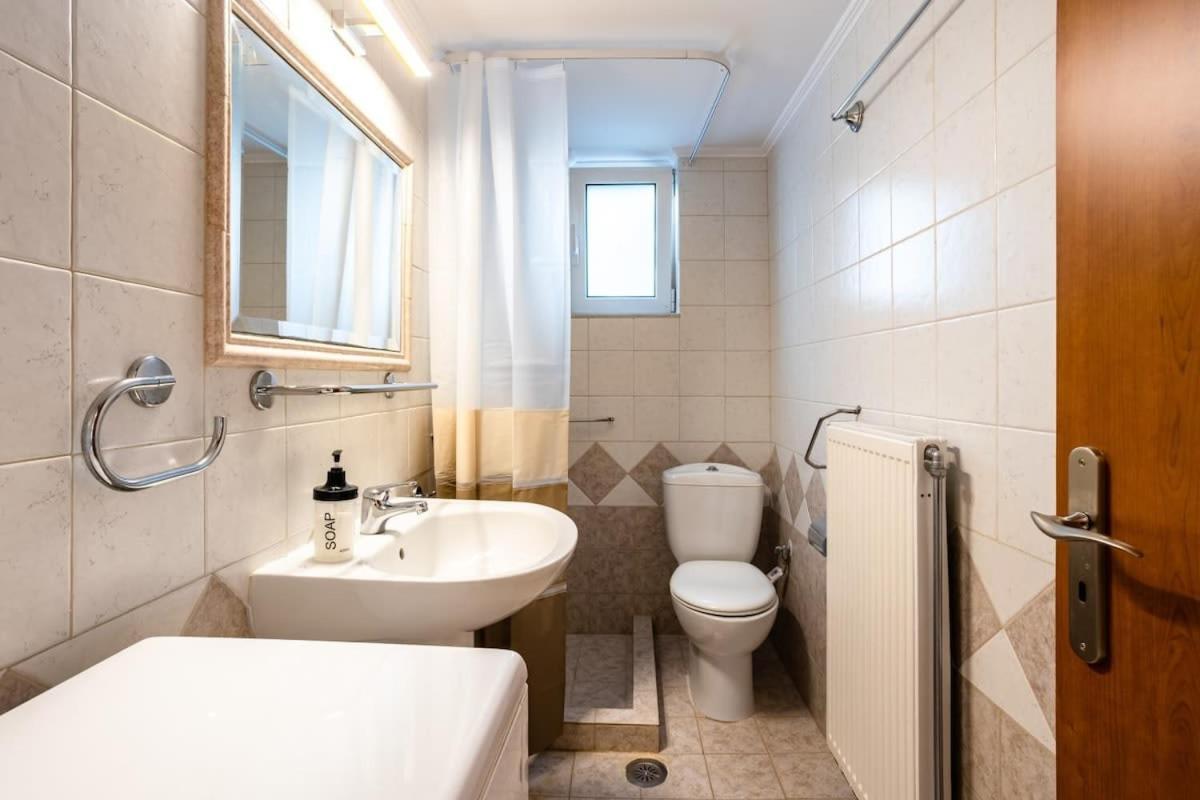 Filiatra Downtown Cozy Retreat - Homely Vibes Экстерьер фото