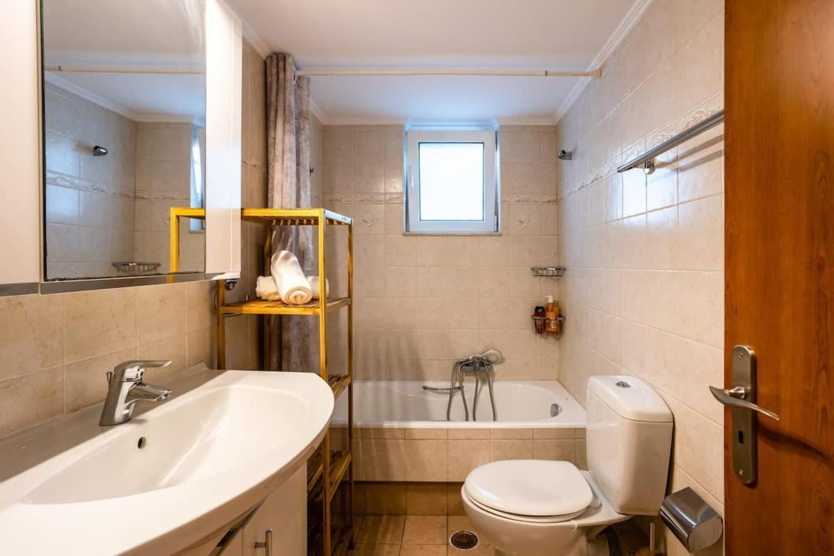 Filiatra Downtown Cozy Retreat - Homely Vibes Экстерьер фото