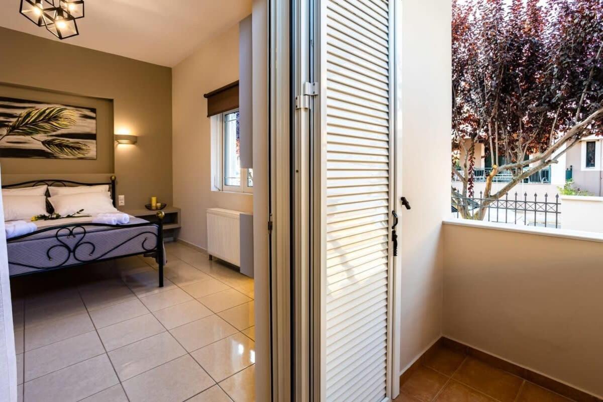 Filiatra Downtown Cozy Retreat - Homely Vibes Экстерьер фото